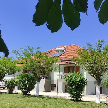 Zisis Garden Studios Yanya Dış mekan fotoğraf