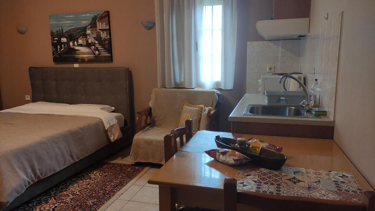 Zisis Garden Studios Yanya Dış mekan fotoğraf