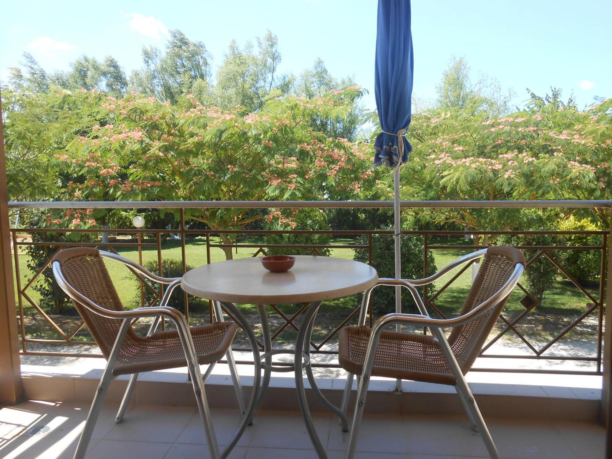 Zisis Garden Studios Yanya Oda fotoğraf