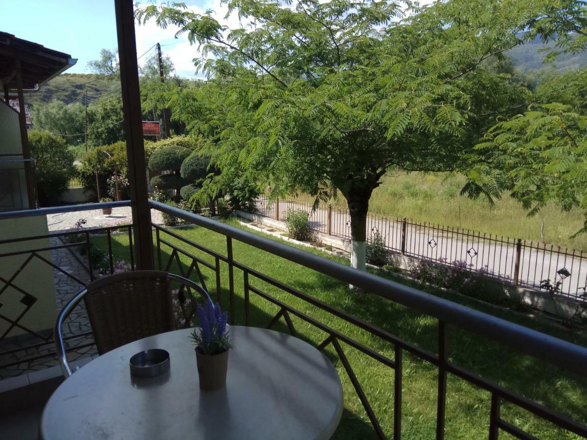 Zisis Garden Studios Yanya Dış mekan fotoğraf