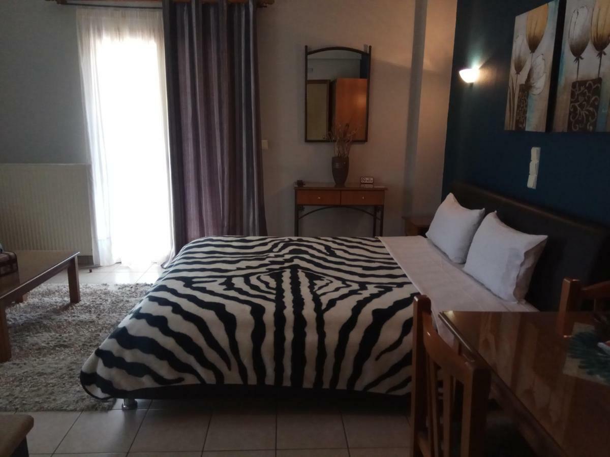 Zisis Garden Studios Yanya Dış mekan fotoğraf